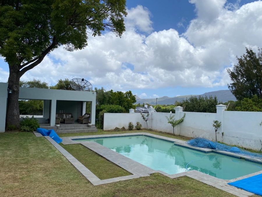 6 Bedroom Property for Sale in Constantia Western Cape